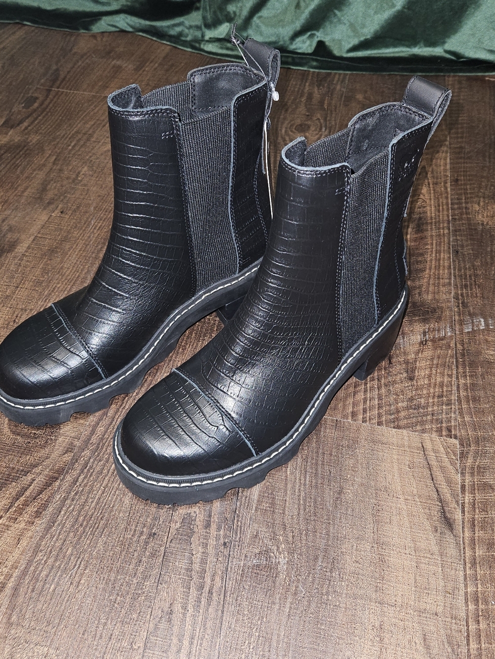 Sorel Joan Now Waterproof Boots - Picture 3 of 6